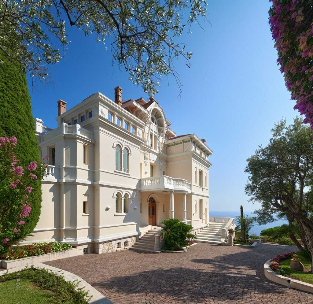 Будинок в Roquebrune, Provence-Alpes-Cote d'Azur 11197466
