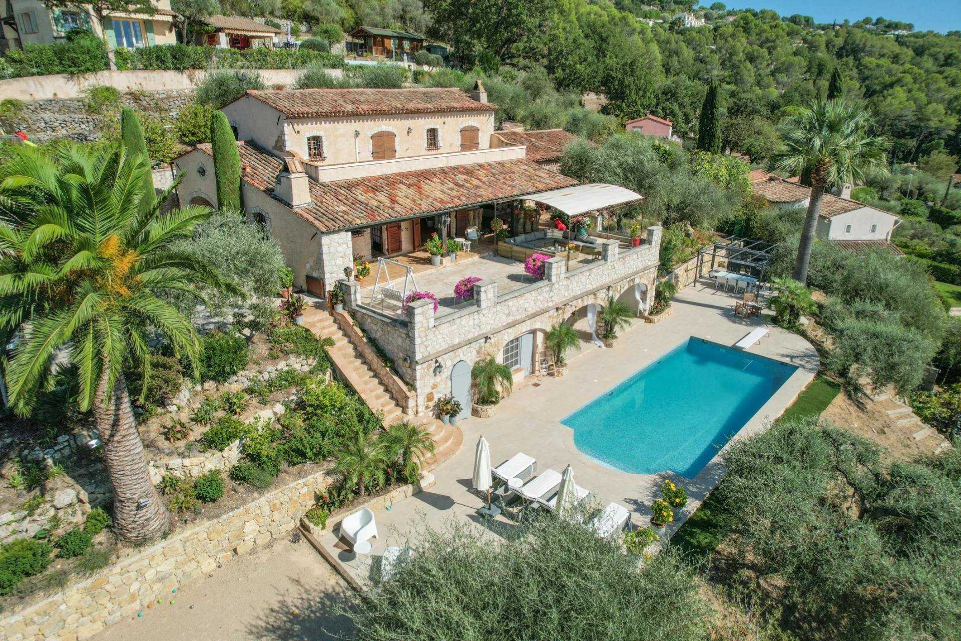 Huis in Mouans-Sartoux, Provence-Alpes-Côte d'Azur 11197495