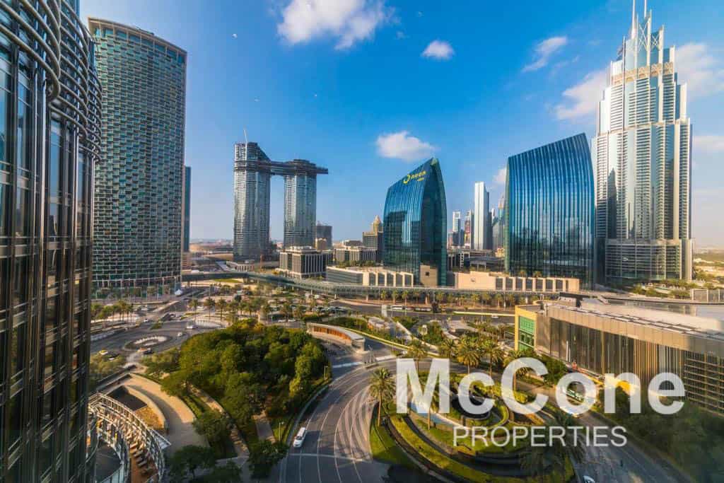 Condominium in Dubai, Dubayy 11198369