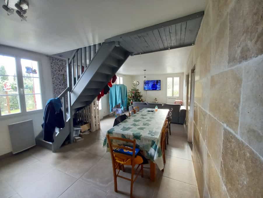 σπίτι σε Lamonzie, Nouvelle-Aquitaine 11198464