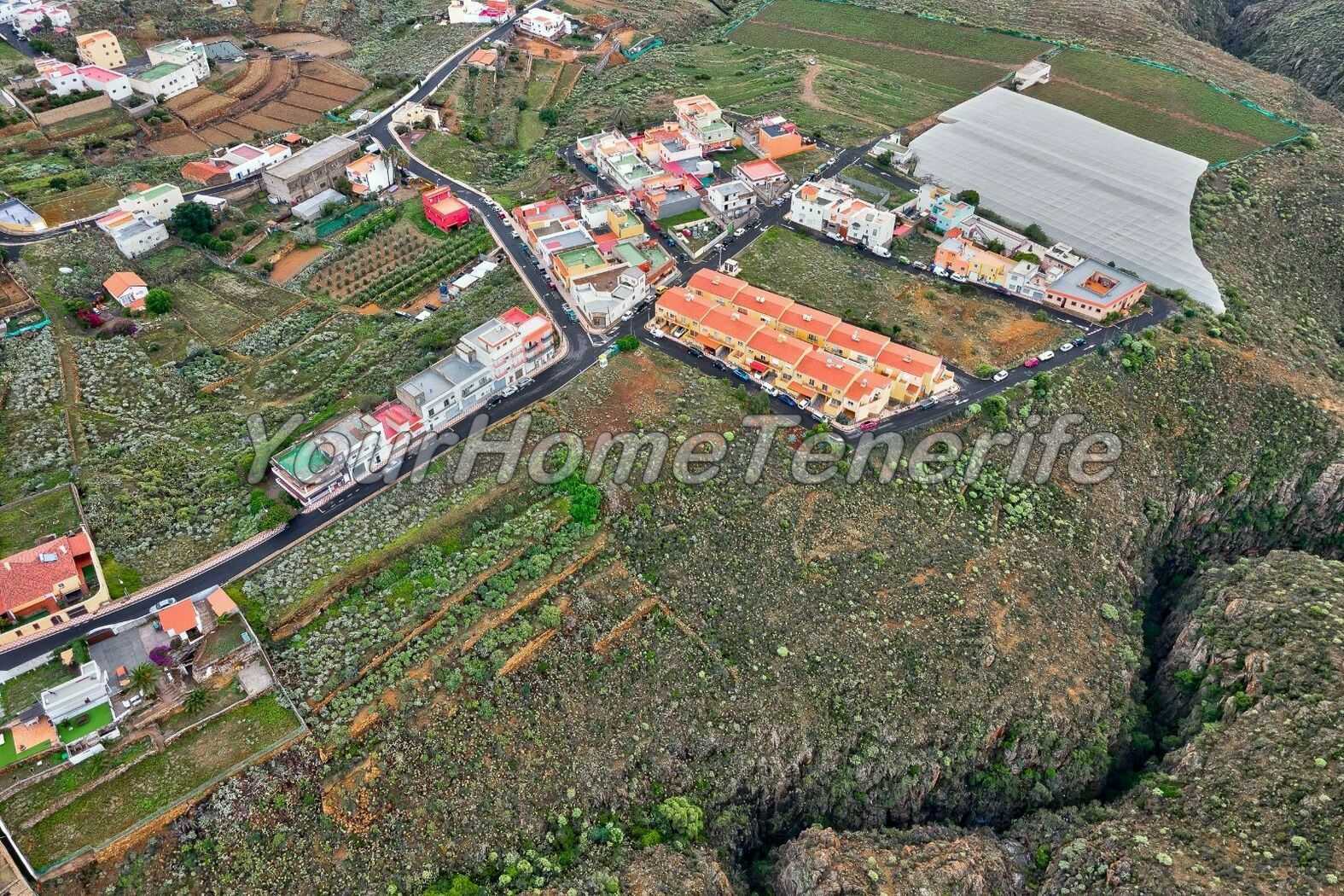 Land in Arico el Nuevo, Canary Islands 11198957