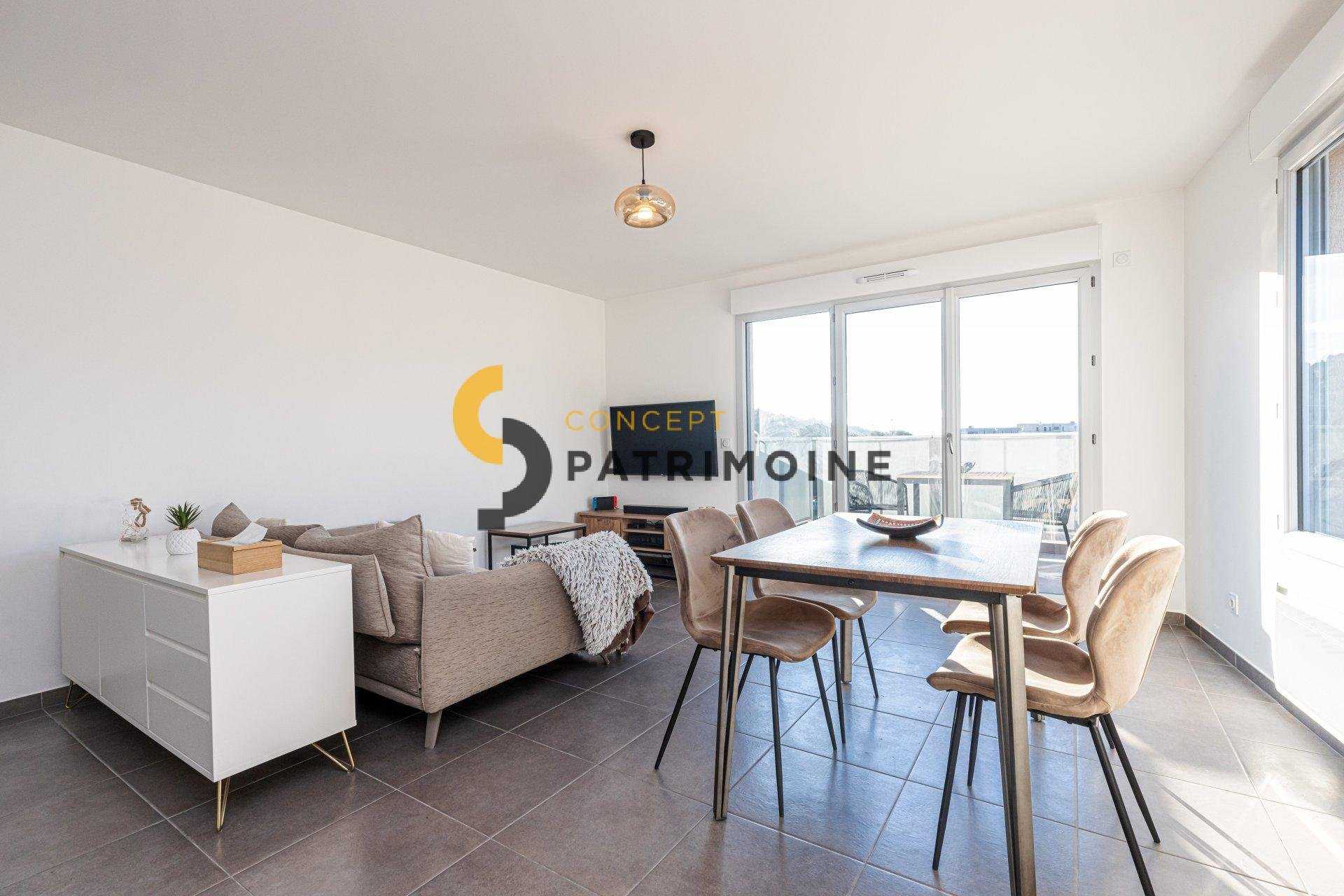 Condominium in Lingostiere, Provence-Alpes-Cote d'Azur 11199981
