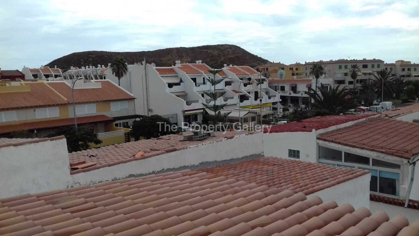 Condominium in Arona, Canarias 11200303