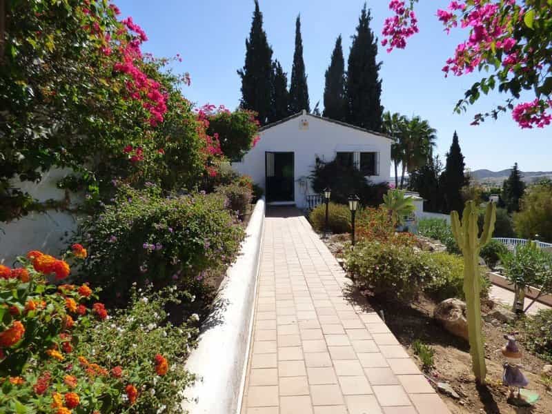 House in San Roque, Andalucía 11202245