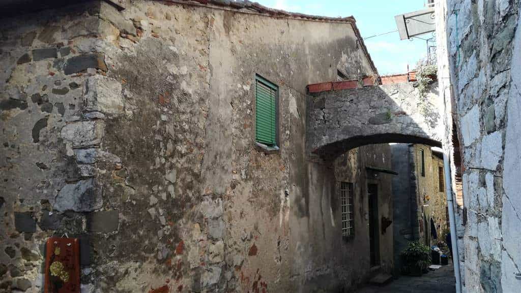 Dom w Borgo i Mozzano, Toskania 11202684