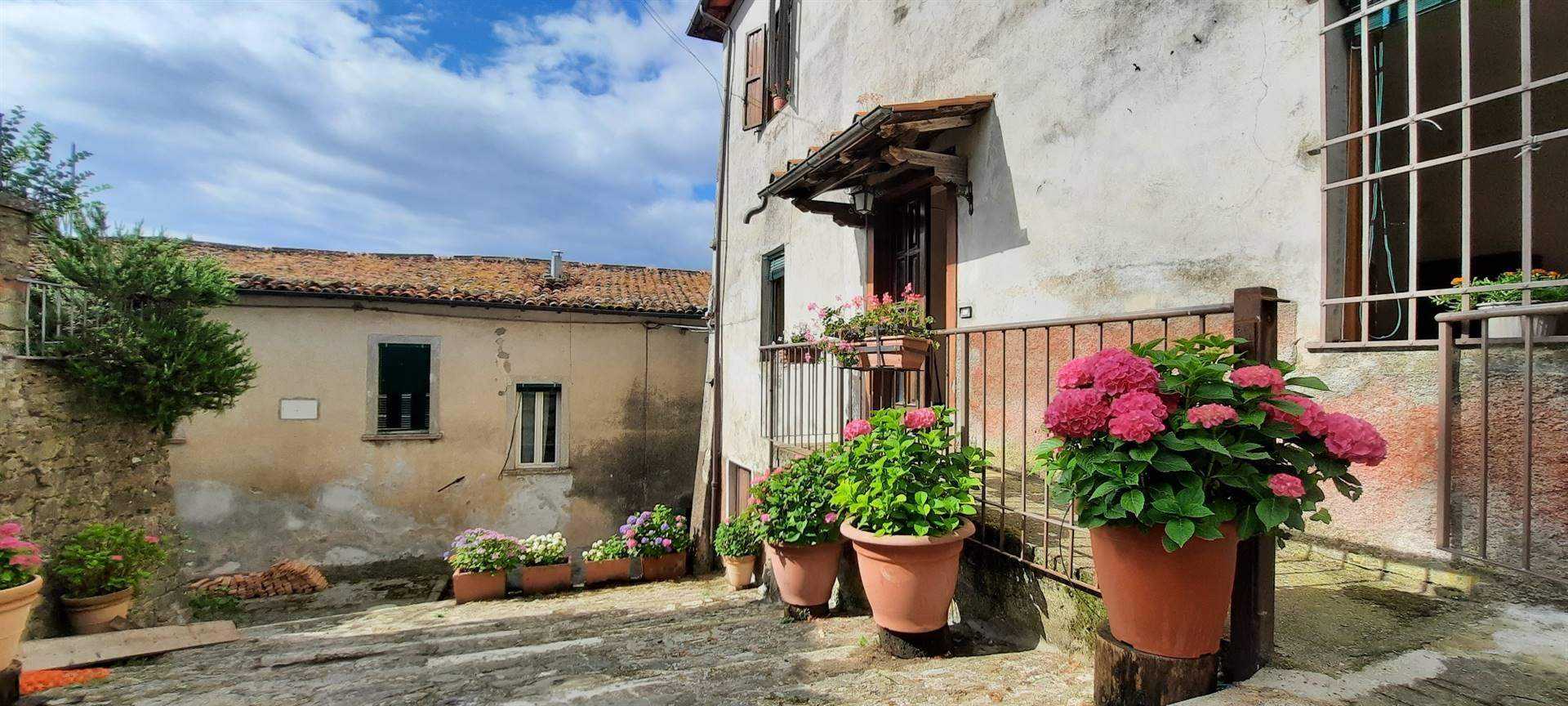 σπίτι σε Barga, Toscana 11202713