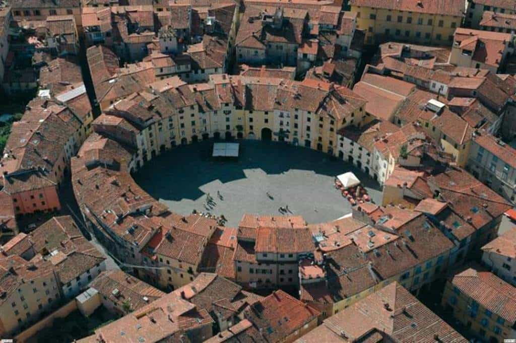 Ejerlejlighed i Lucca, Toscana 11202938