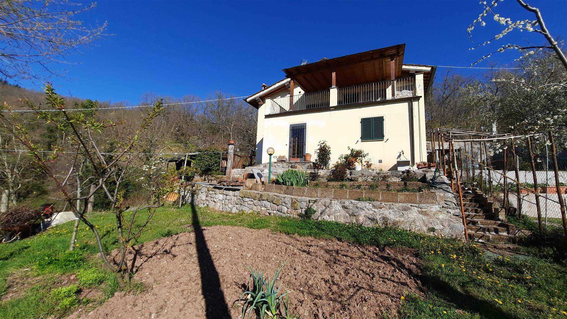 Rumah di Molazzana, Toscana 11202958