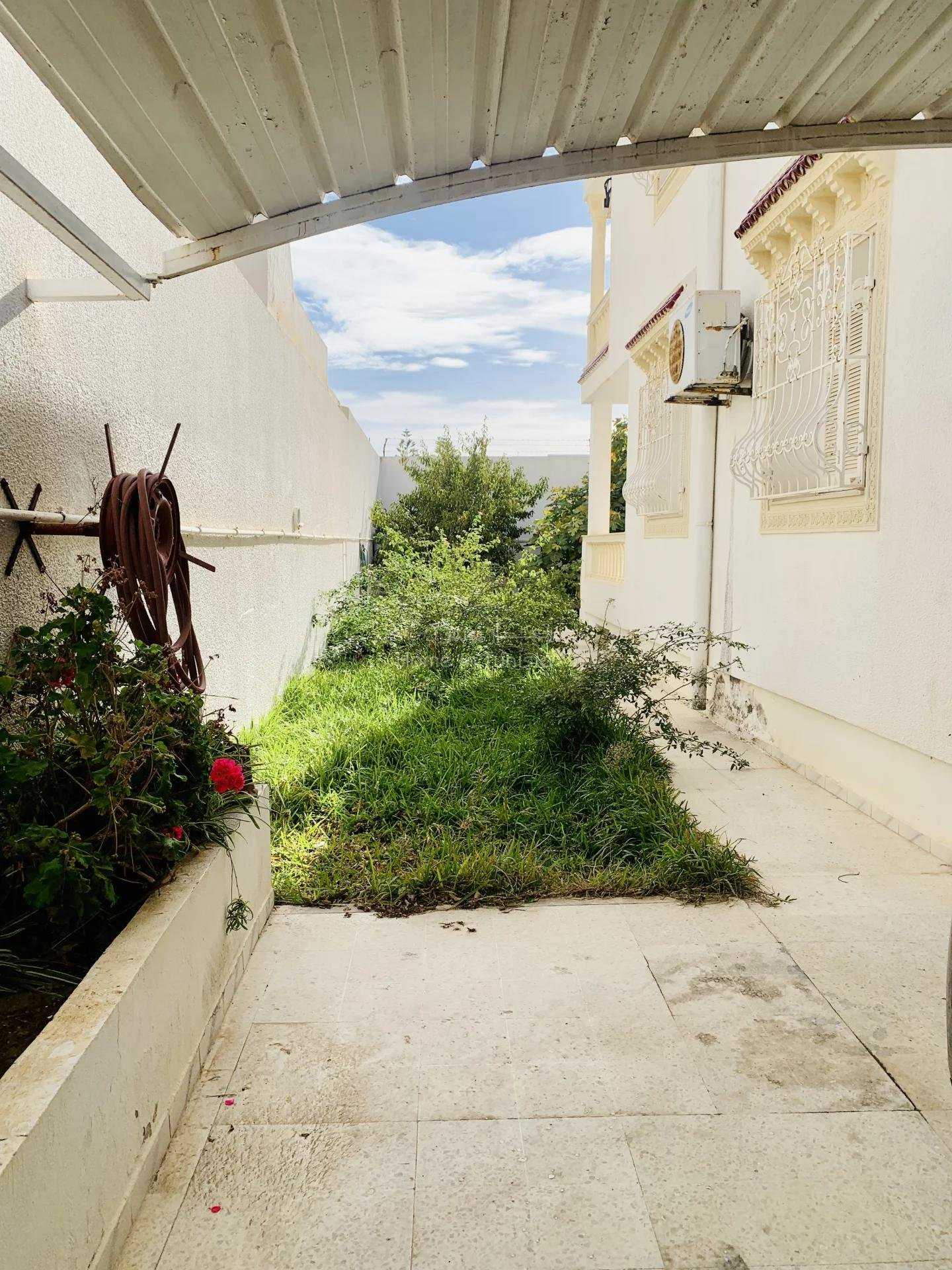 rumah dalam Akouda, Sousse 11203477