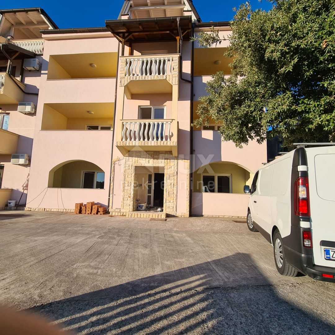 Condominium in Kampor, Primorje-Gorski Kotar County 11203554