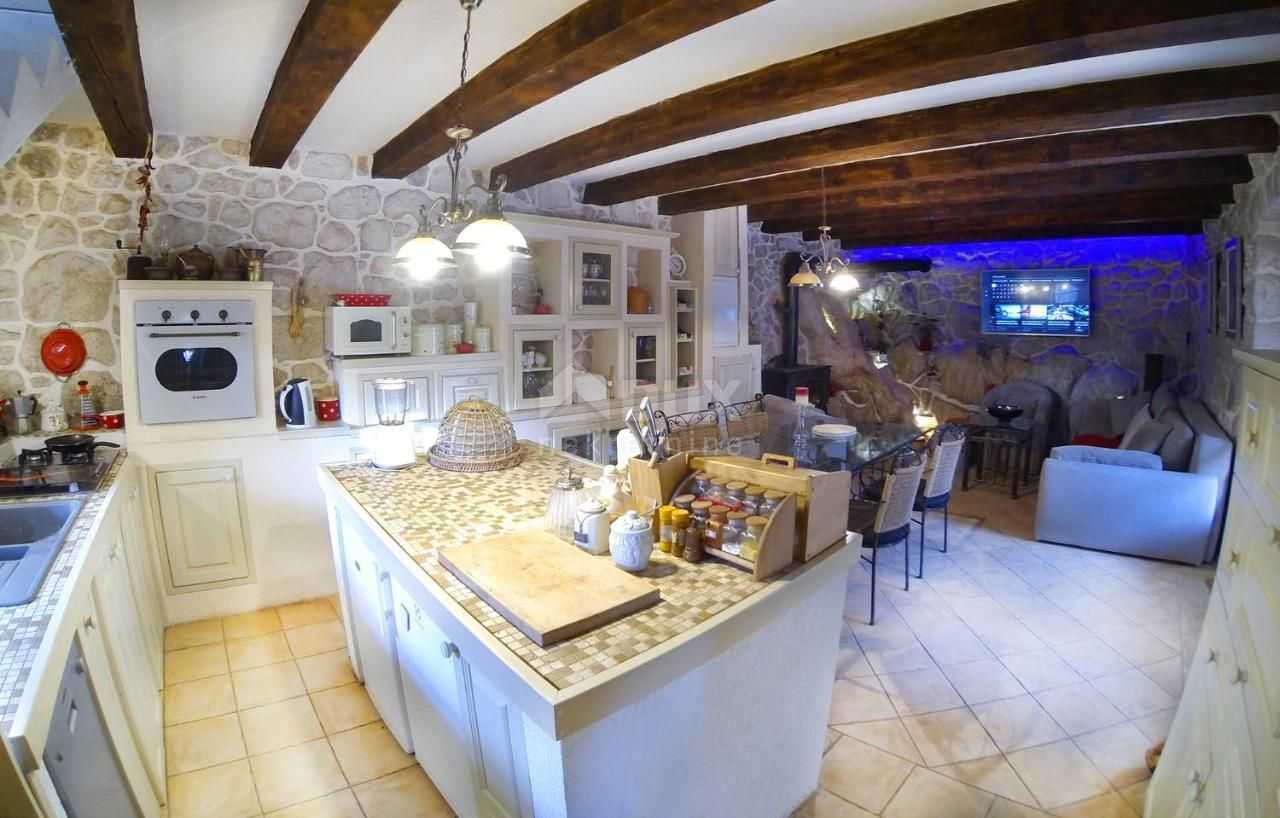 casa en Baćina, Dubrovnik-Neretva County 11203565