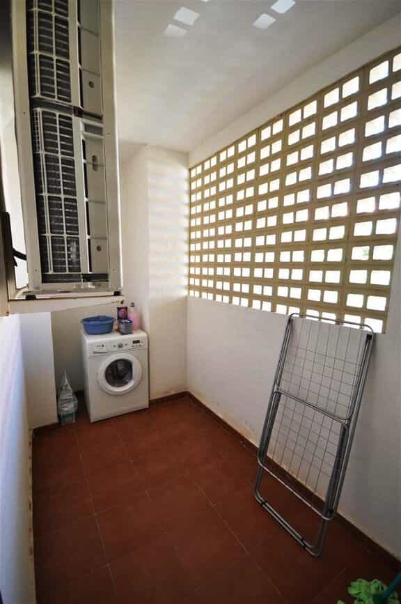 Condominio nel La Duquesa, Andalucía 11205030