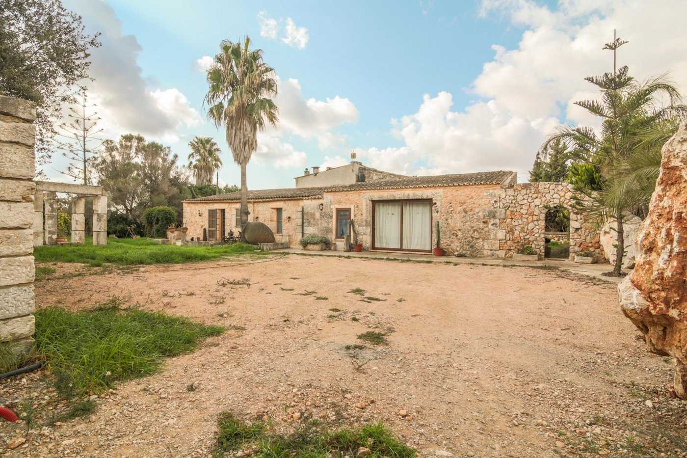 Rumah di San Lorenzo de Descardazar, Pulau Balearic 11206323