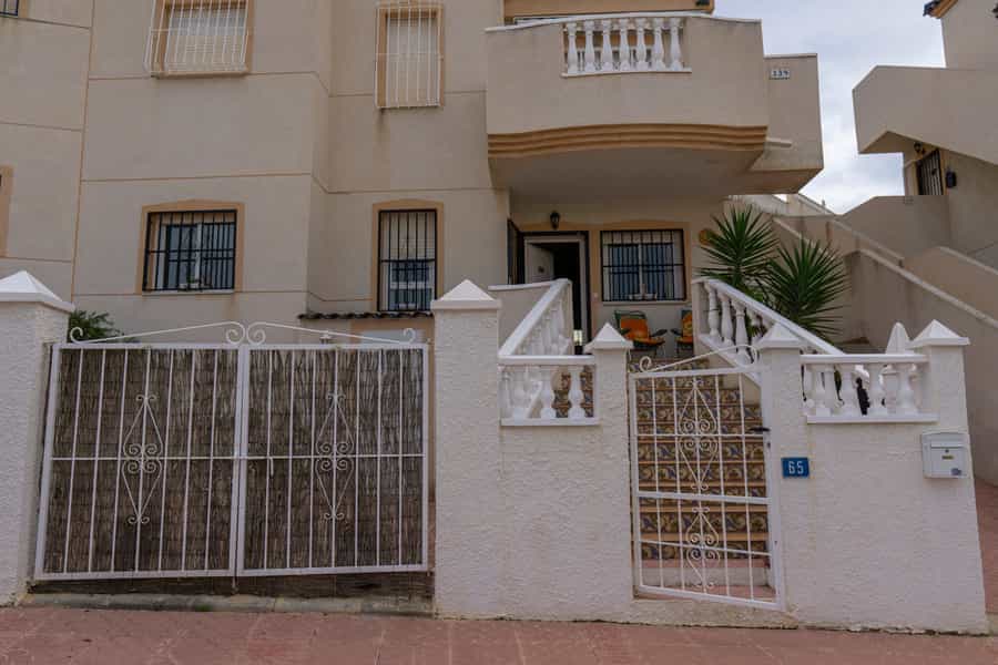 Eigentumswohnung im Formentera de Segura, Valencia 11208188