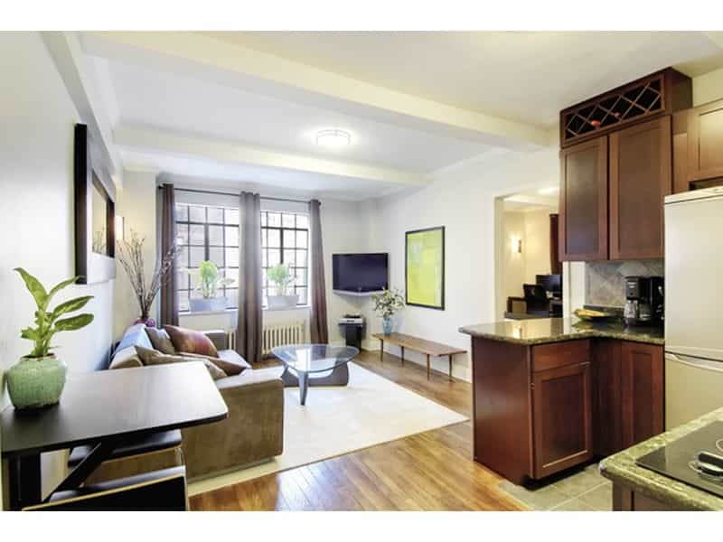 Condominium in Manhattan, New York 11213381