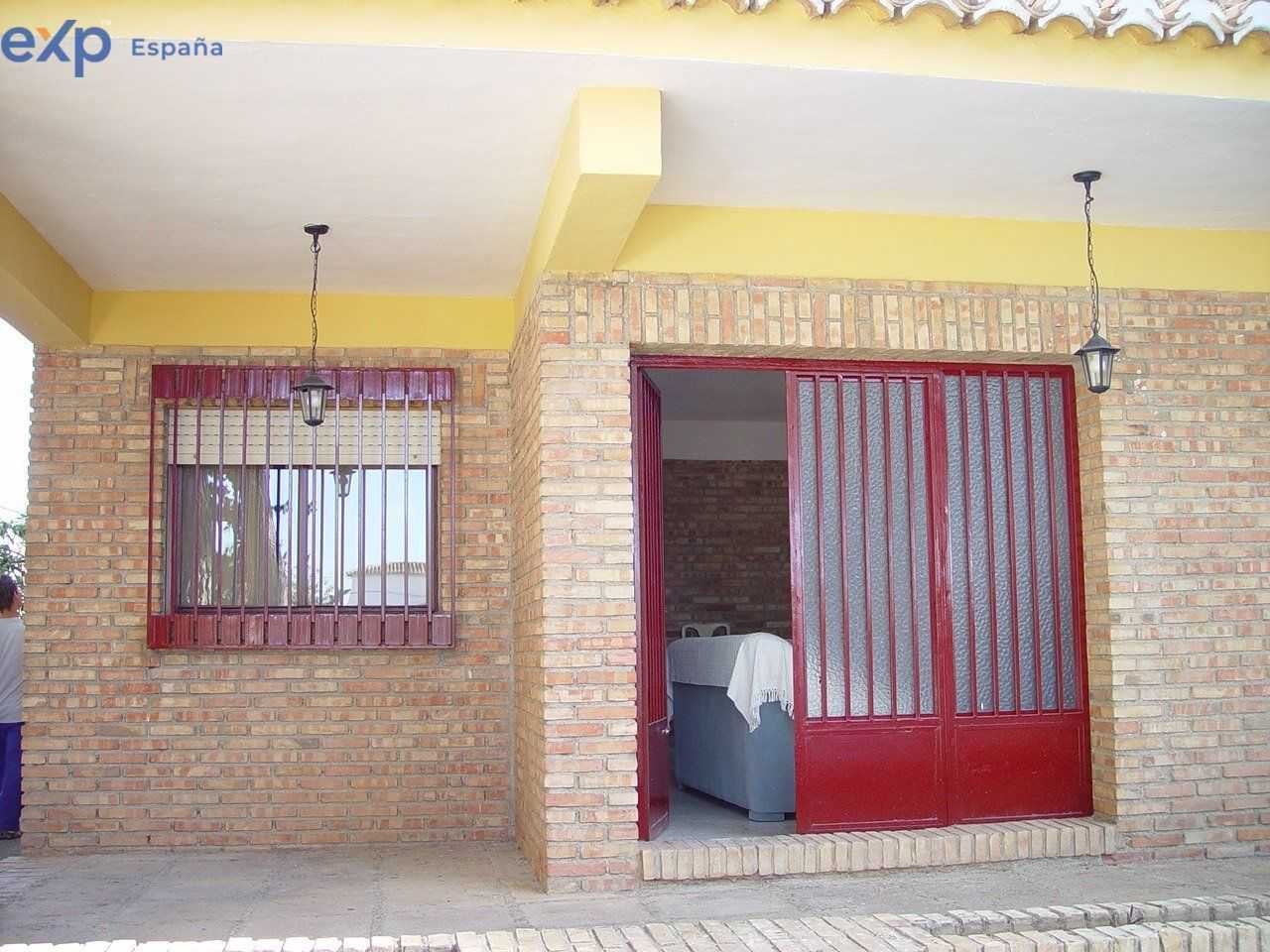 房子 在 Huétor Vega, Andalucía 11213599