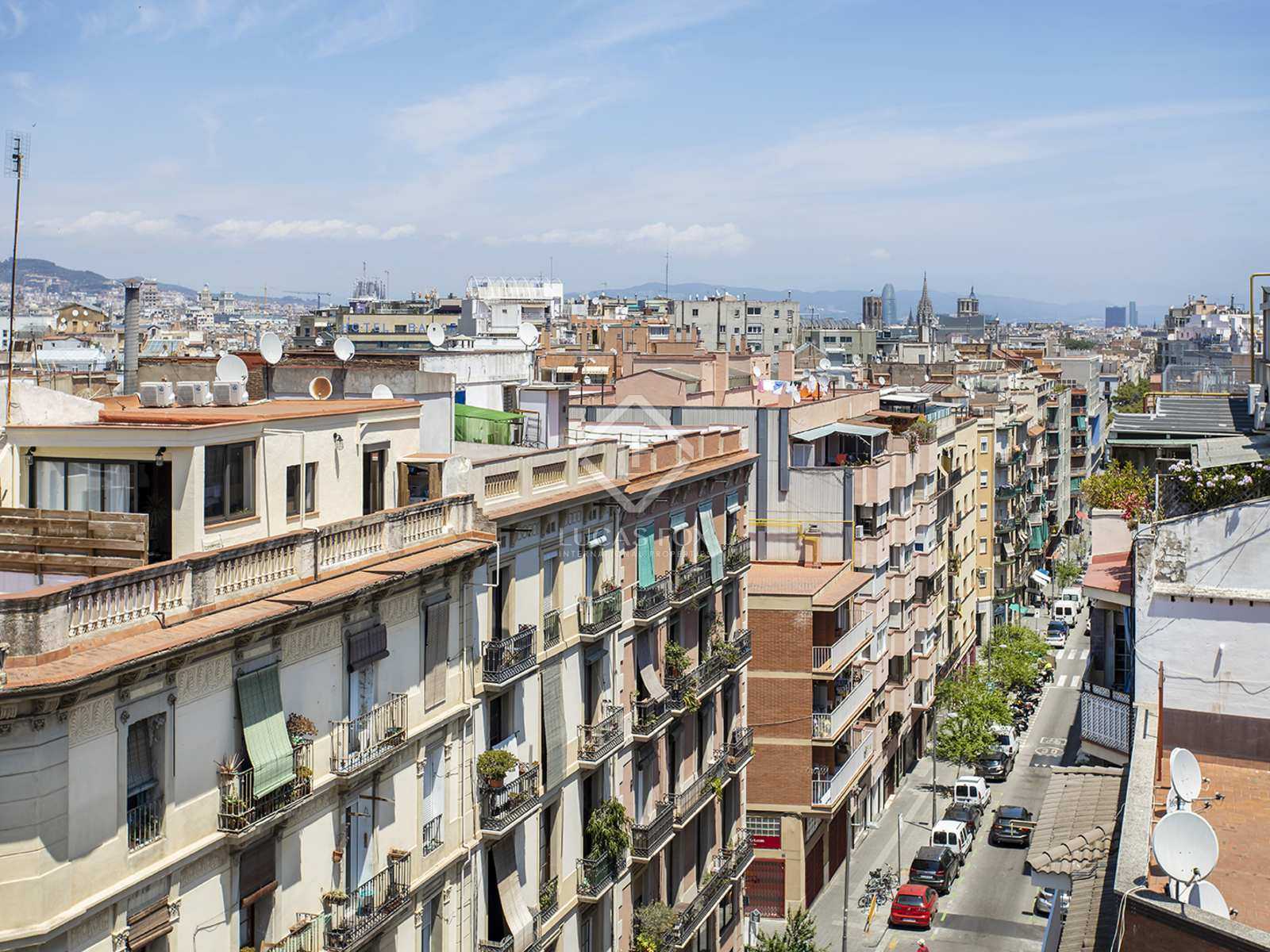 Condominium in Barcelona, Catalonia 11214357