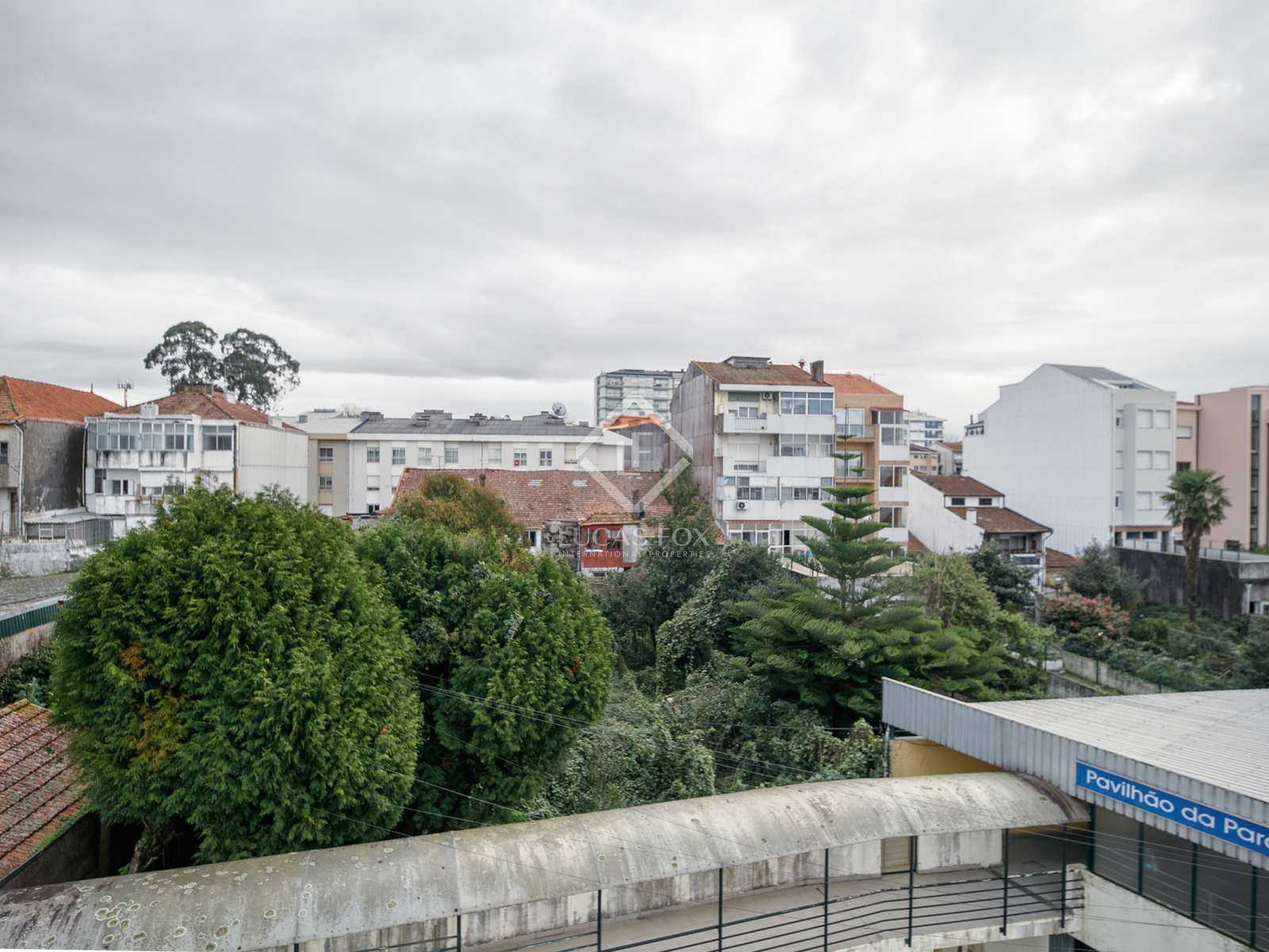 Condominium dans Porto, Porto District 11214373