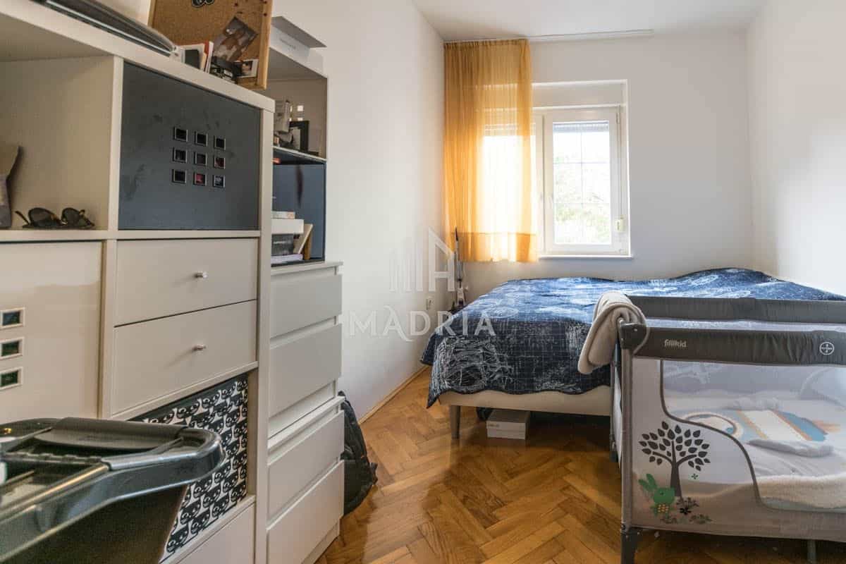 Condominium dans Grgomicic, Zadarska Zupanija 11214640