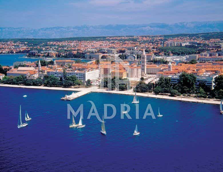 土地 在 Zadar, Zadarska županija 11214686