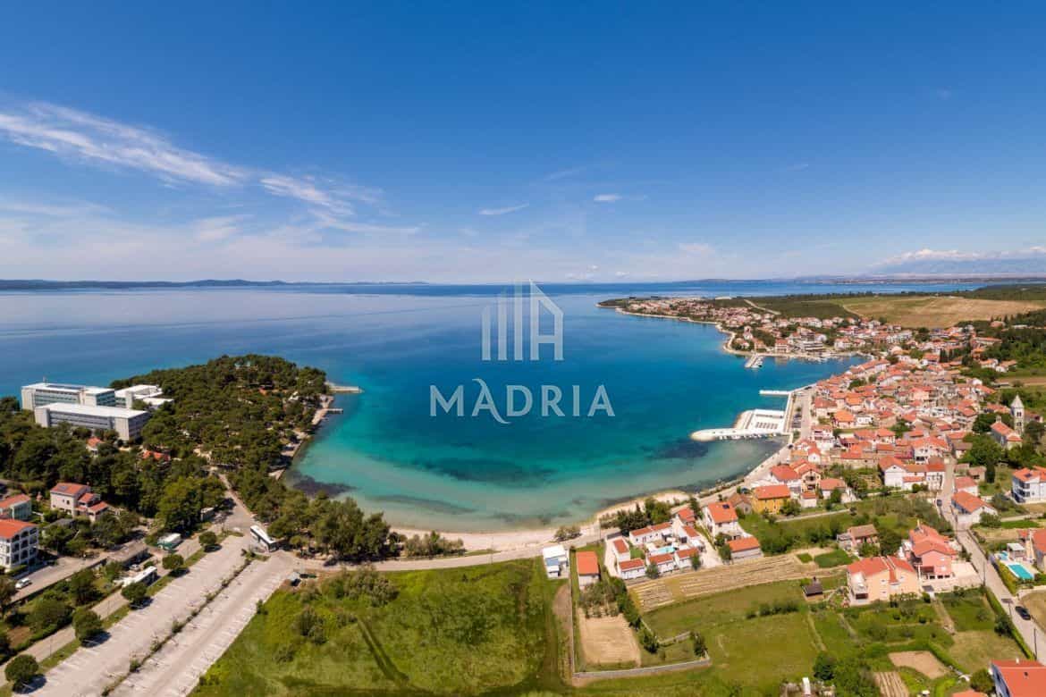 Land in Donje Petrcane, Zadarska Zupanija 11214695