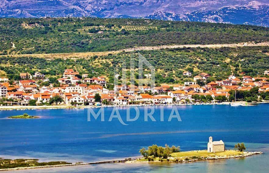 Jord i Podgradina, Zadar County 11214851