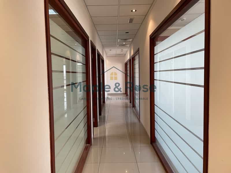 Офис в `Ud al Bayda', Dubayy 11215017