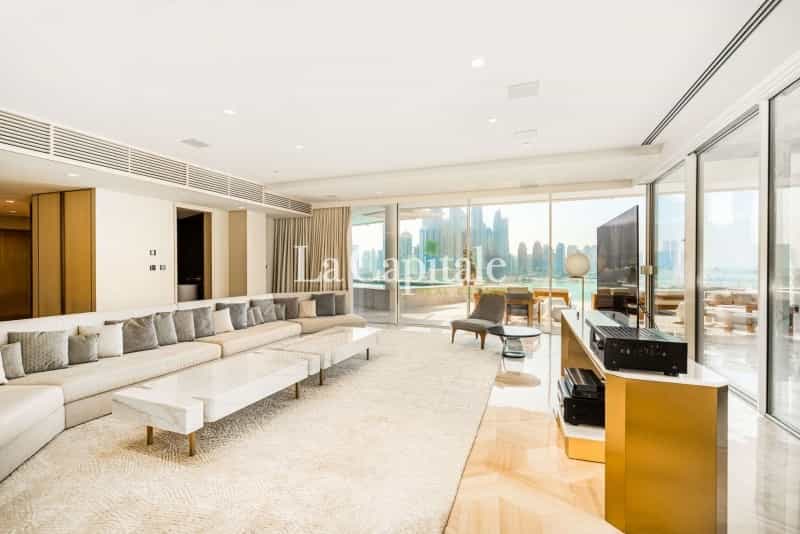 Condominium in Dubai, Dubayy 11216246