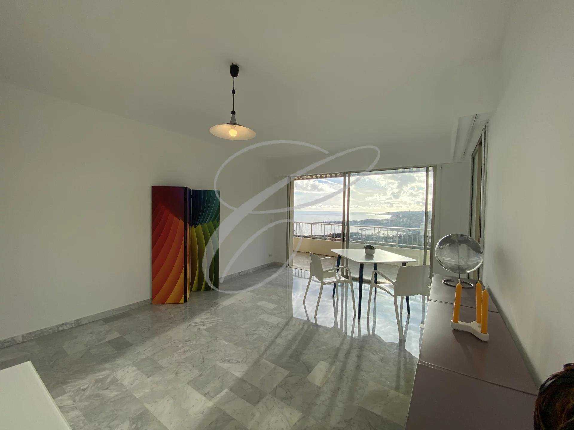 Condominium in Garavan, Provence-Alpes-Cote d'Azur 11217325