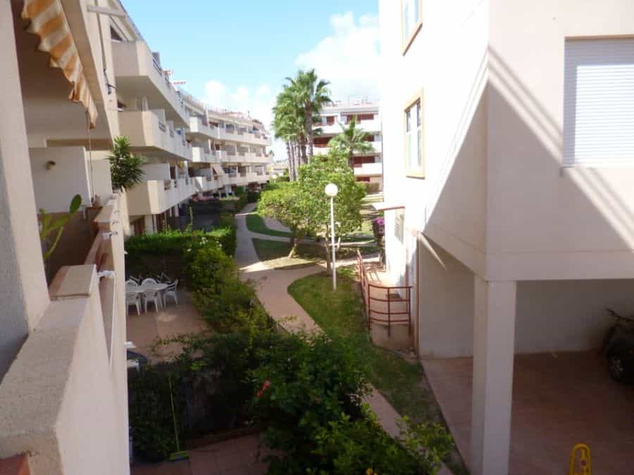 Condominium in Campoamor, Valencia 11219893