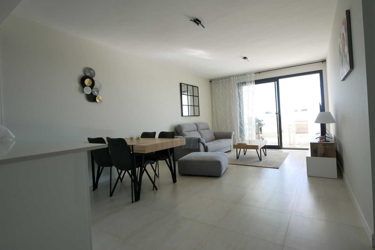 Condominio nel Estepona, Andalusia 11220133