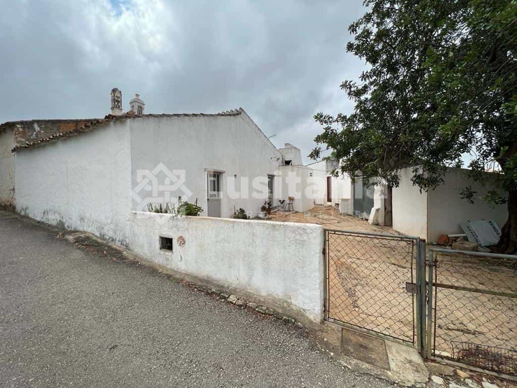 Hus i Quartos, Faro 11220384