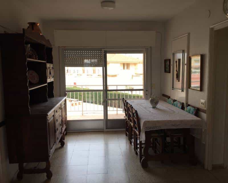 Condominium in Los Urrutias, Murcia 11220922