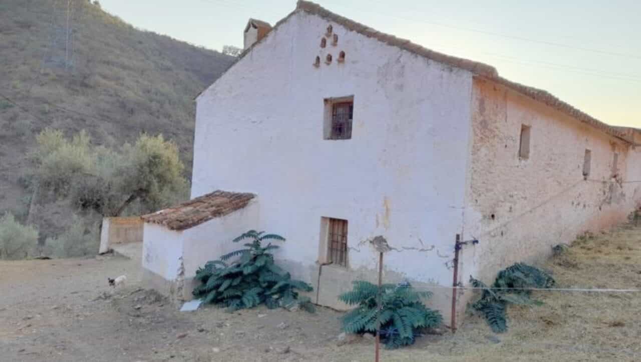 Будинок в Álora, Andalucía 11221521