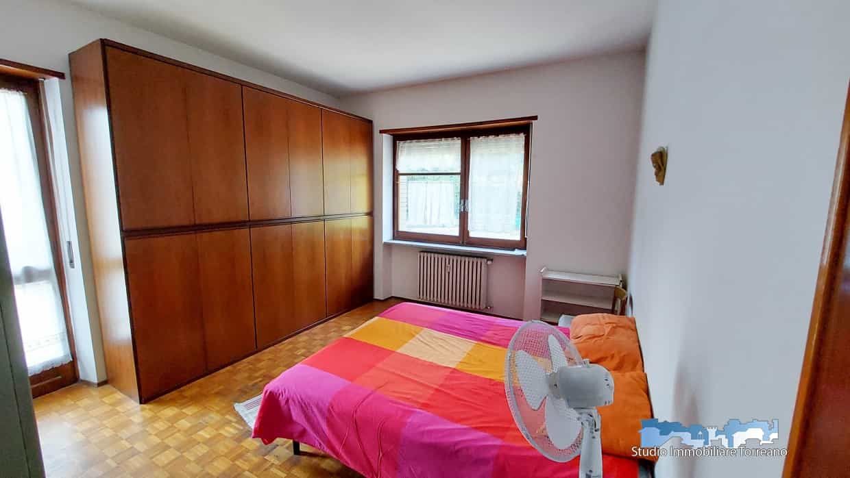 Condominium dans Rivoli, Piémont 11225100