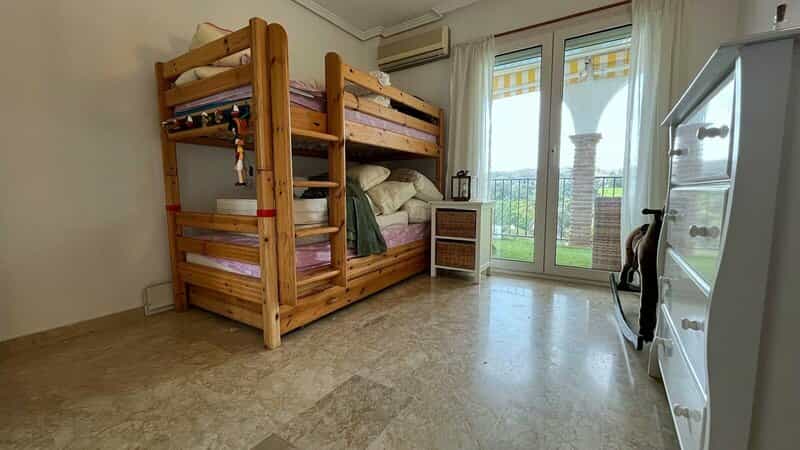 Квартира в Фуенхірола, Андалусія 11225709