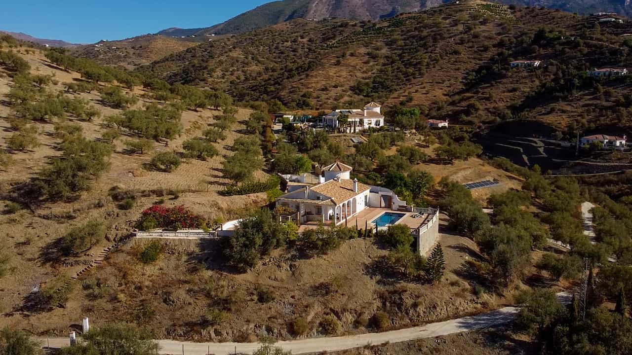 Huis in Canillas de Aceituno, Andalusië 11225774