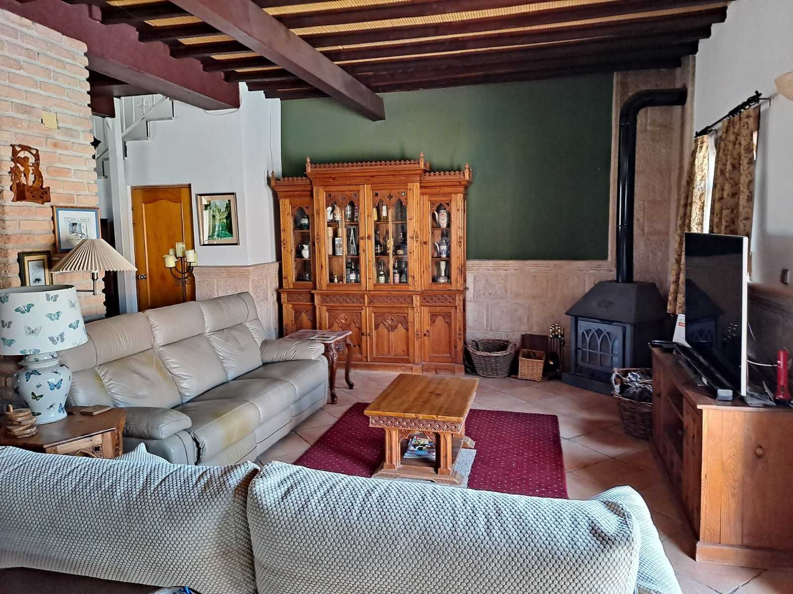 بيت في Crevillente, Comunidad Valenciana 11228147