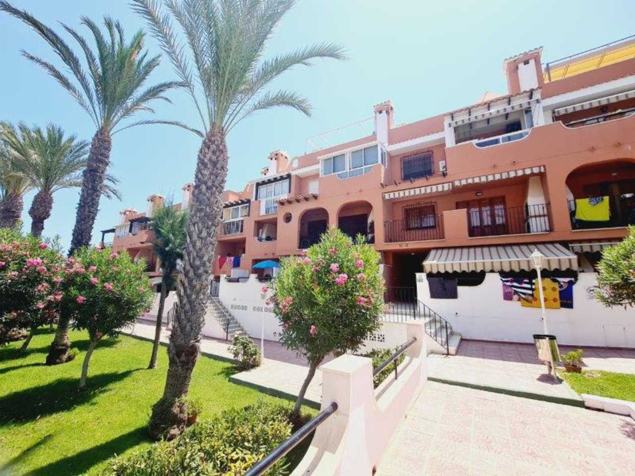 Condominium in Torrelamata, Valencia 11228936