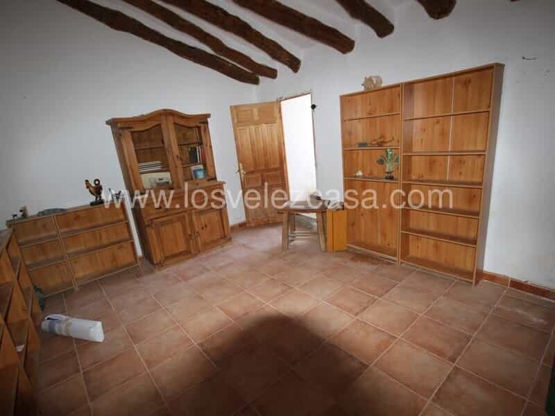 House in Chirivel, Andalusia 11229434