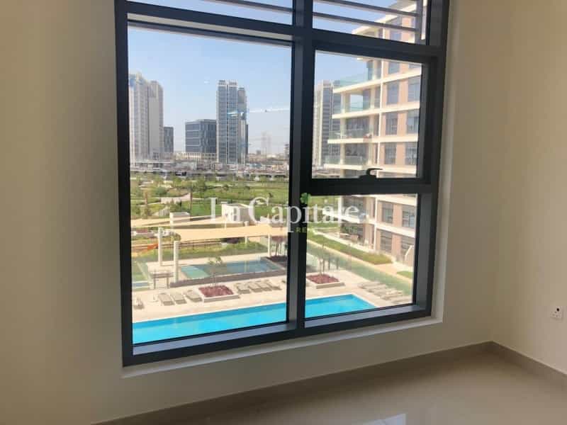 Condominium in Dubai, Dubayy 11240385