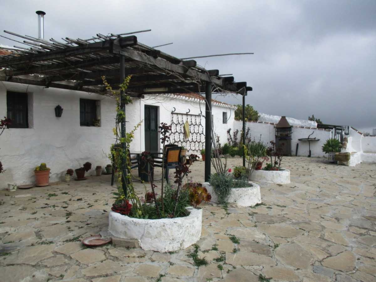 Huis in Ardales, Andalusia 11241367