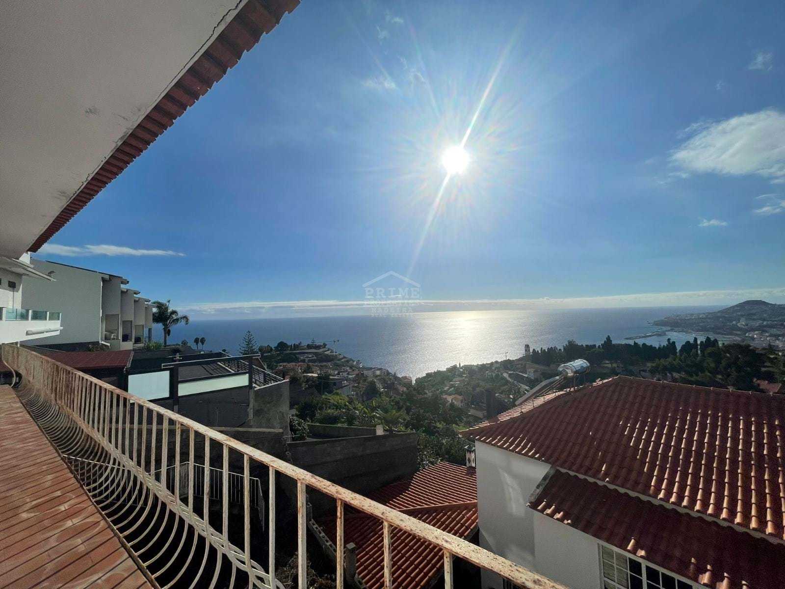 房子 在 Funchal, Madeira 11242103