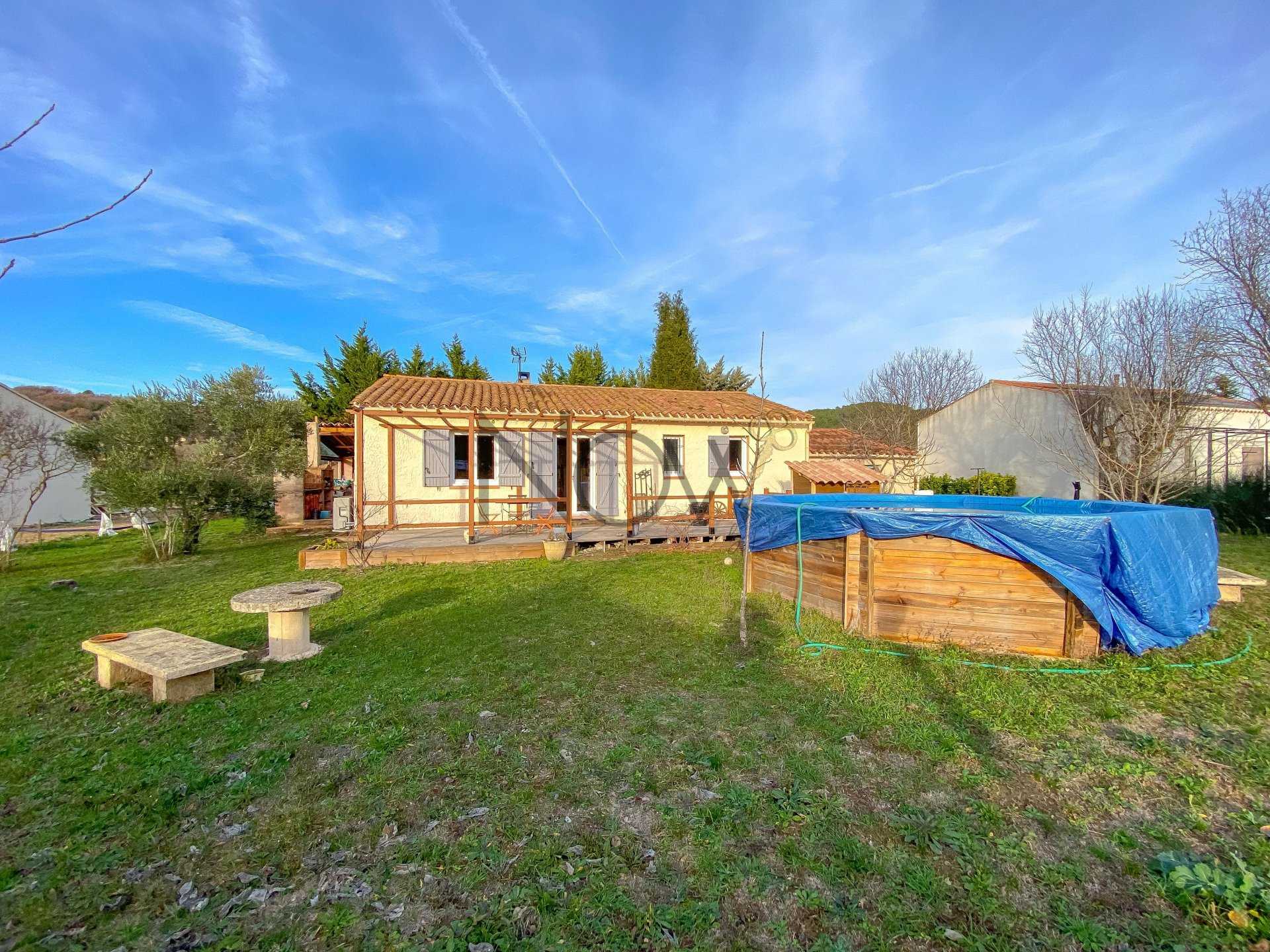 casa no Saignon, Provença-Alpes-Costa Azul 11243249