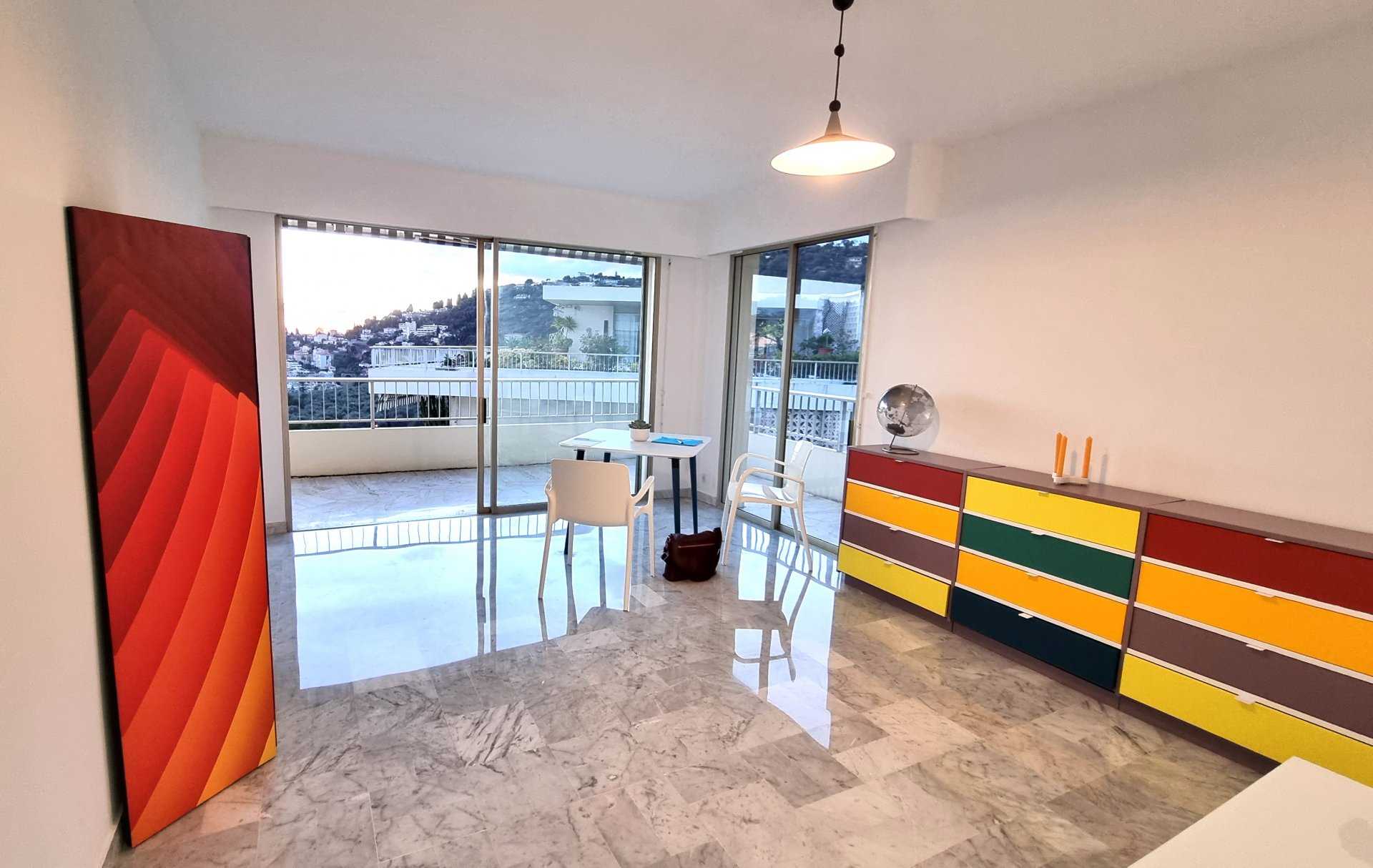Condominium dans Garavan, Provence-Alpes-Côte d'Azur 11243258