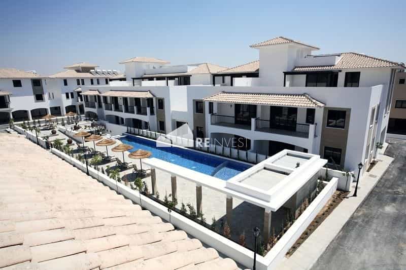 Condominium in Kiti, Larnaka 11245786