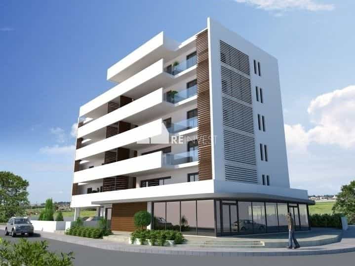 Condominium in Strovolos, Nicosia 11246054