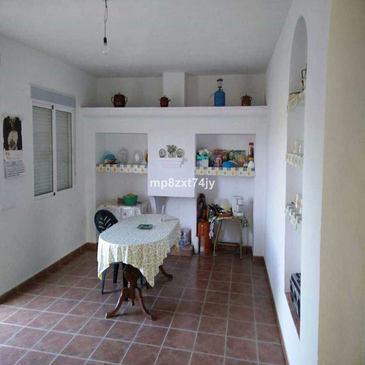 rumah dalam Comares, Andalusia 11246660