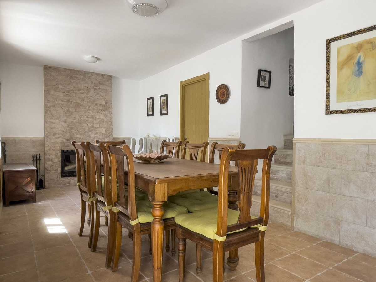 House in Coin, Andalusia 11252666