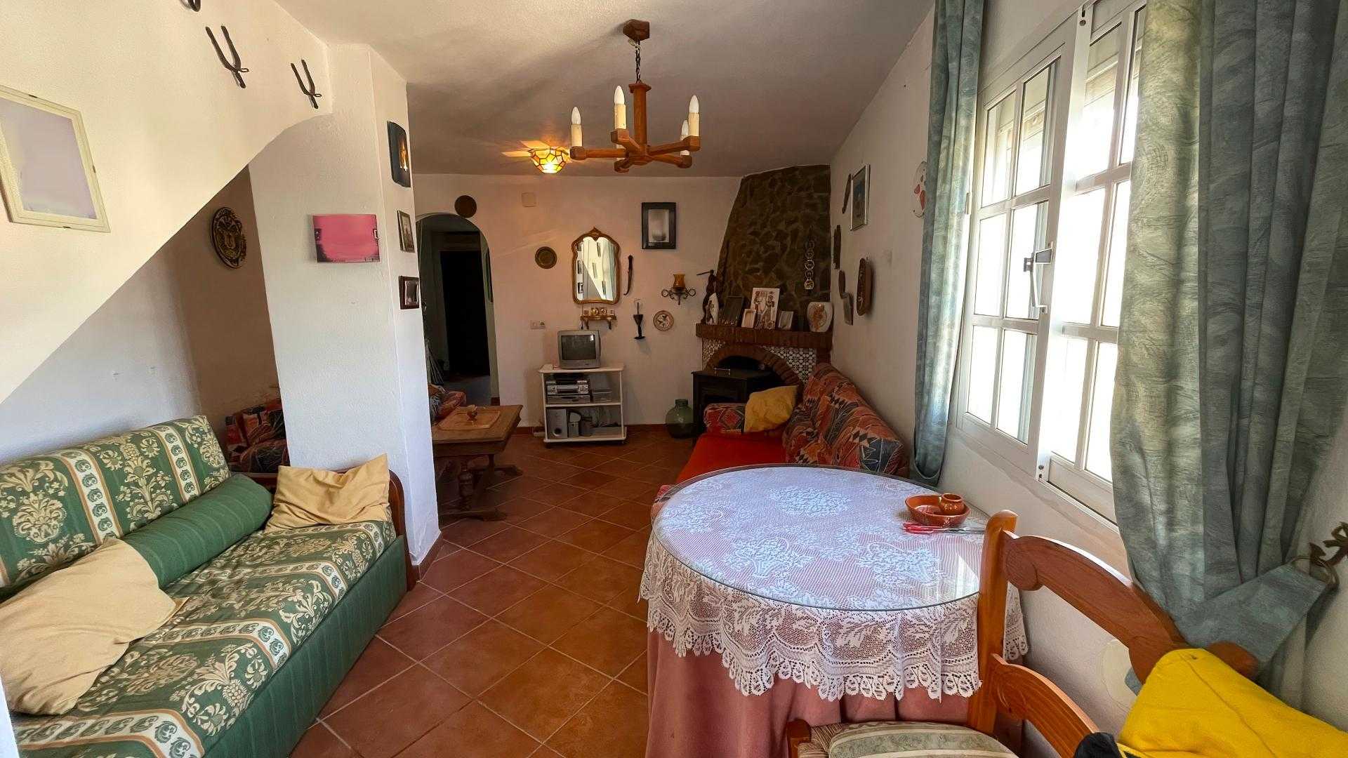 Будинок в Alozaina, Andalucía 11254791